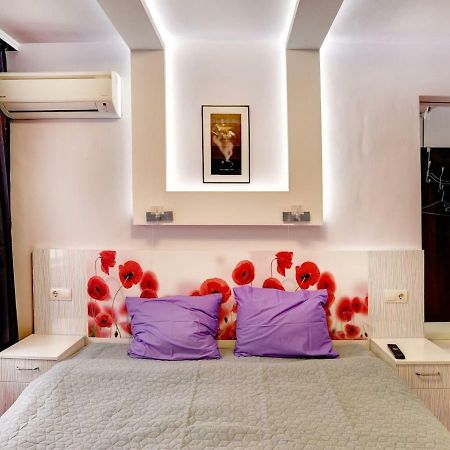 Spacious And Stylish Apartment In The Heart Of Sofia Plus Parking Dış mekan fotoğraf
